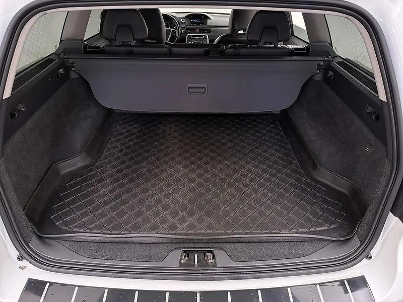 Volvo V70 2.0 D3 110kW AUT. Polar+ TZ - fotka 8 z 12