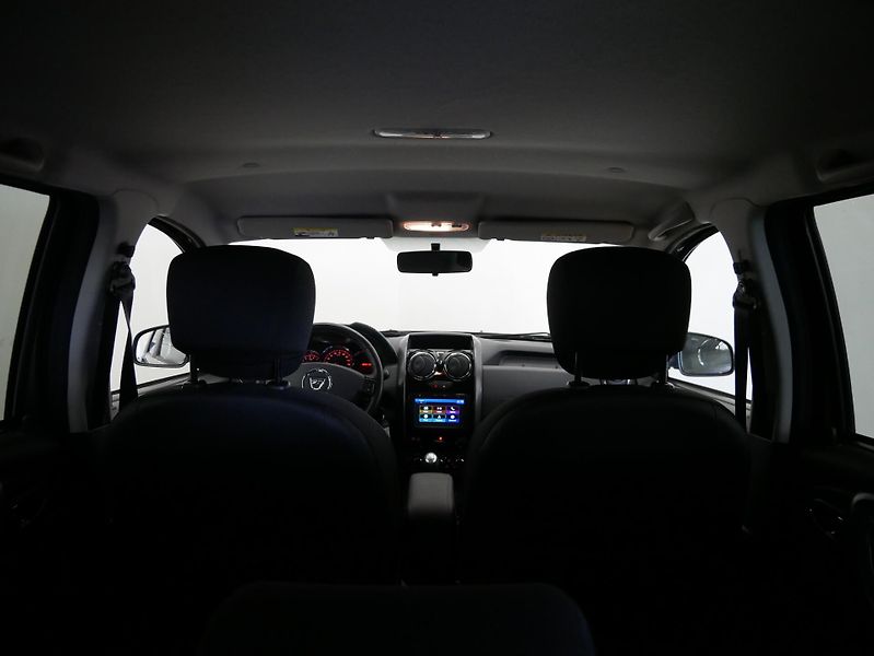 Dacia Duster - fotka 26 z 28