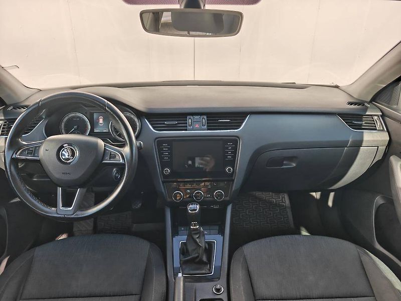 Škoda Octavia Green tec Style 1,4TSI - fotka 10 z 21