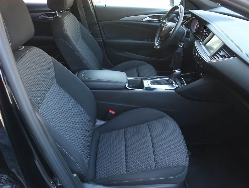 Opel Insignia (2020) 1.5 CDTI, Automat, Serv.kniha - fotka 9 z 17