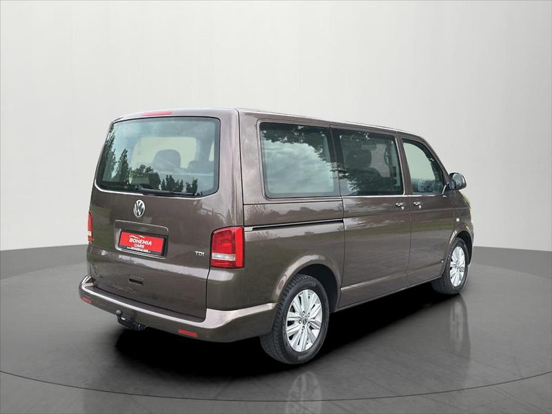 Volkswagen Multivan 2,0 TDi 103 Kw California - fotka 7 z 25