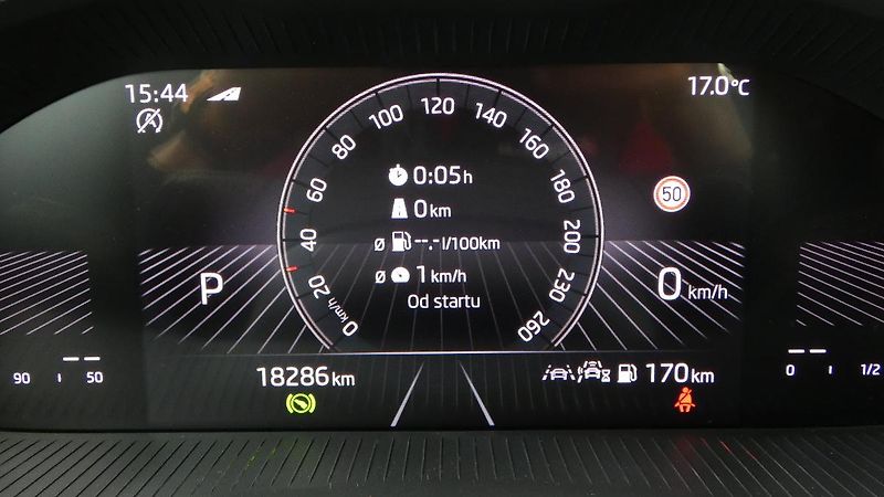 Škoda Scala 1,5TSI DSG Monte Carlo - fotka 13 z 25