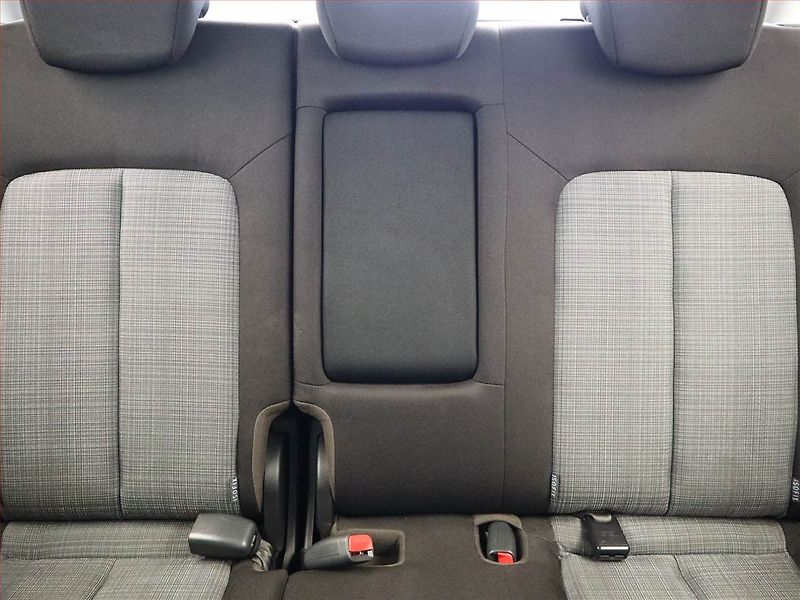 Kia Venga (2014) 1.4 CVVT - fotka 8 z 12