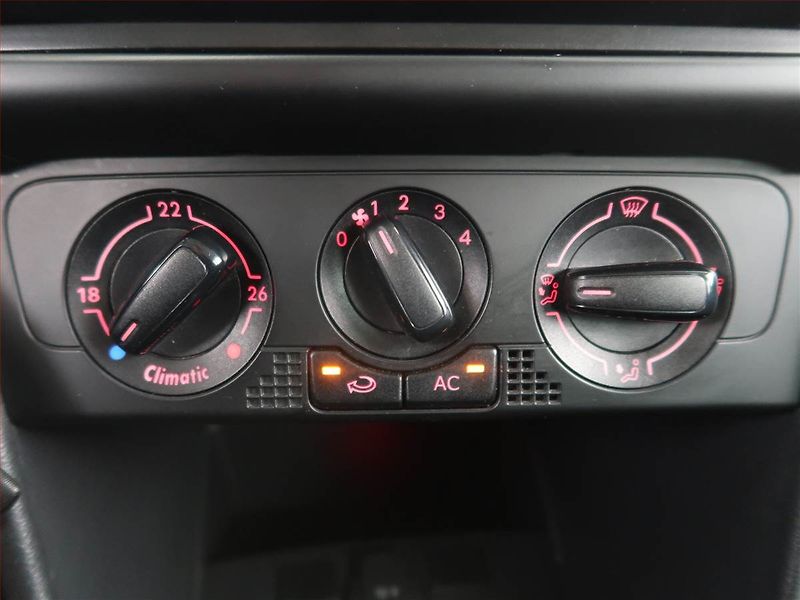 Volkswagen Polo (2010) 1.2 12V, Serv.kniha - fotka 14 z 16