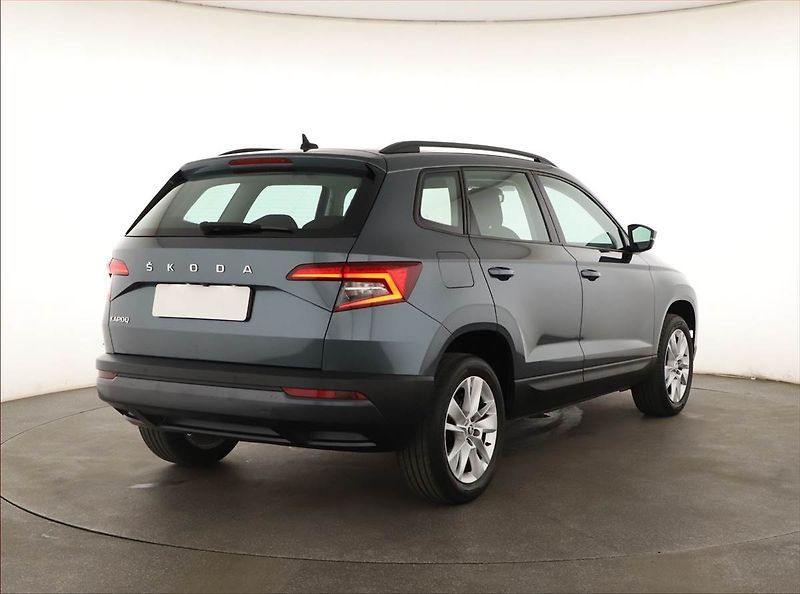 Škoda Karoq (2020) 1.6 TDI, Automat, Navi - fotka 5 z 21