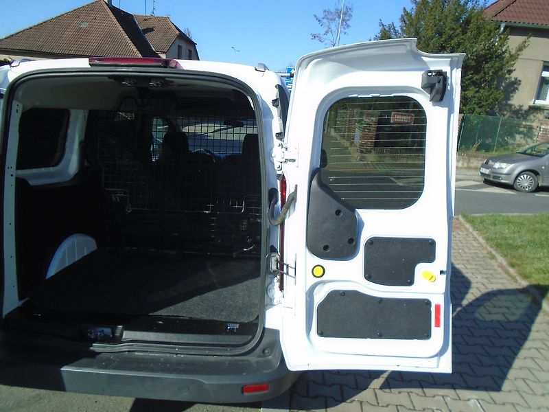 Ford Transit Connect (2018) 1.5 TDCi Long L2.  5Míst - fotka 12 z 28