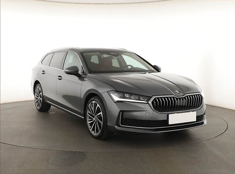 Škoda Superb (2025) 2.0 TDI, Lautrin&Klement - fotografie inzerátu
