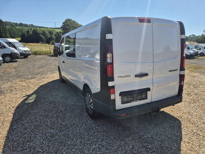 Renault Trafic (2018) 1.6Dci L2H1 6 Míst - fotka 12 z 26
