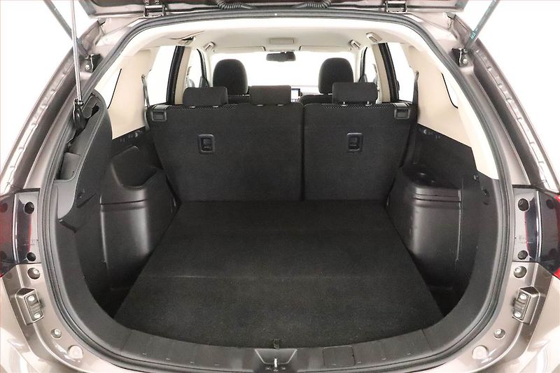 Mitsubishi Outlander (2016) 2.2 DI-D, 4X4, Automat - fotka 16 z 18