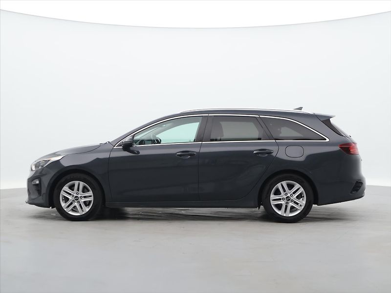 Kia Ceed 1,4 T-GDI Fresh CZ - fotka 4 z 27