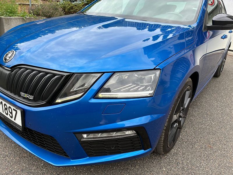 Škoda Octavia 2.0 TDI 135 kW RS ČR - fotka 10 z 30