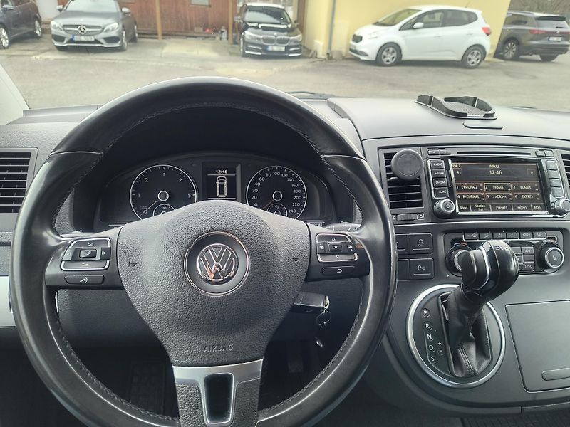 Volkswagen Multivan (2013) 2.0 BITDI 132KW DSG 4M LONG - fotka 26 z 50