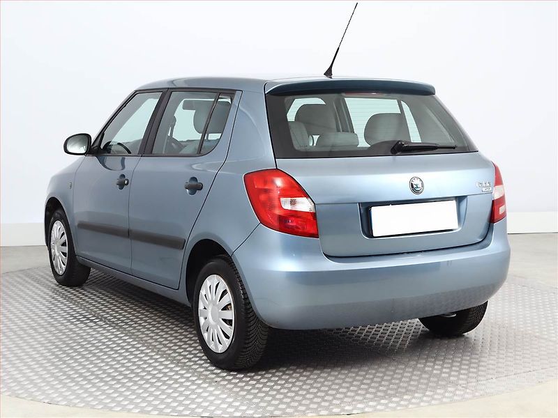 Škoda Fabia (2008) 1.2, po STK, rezervace - fotka 4 z 11