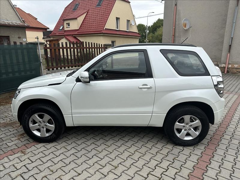 Suzuki Grand Vitara 1,6 4x4 1.majitel - fotka 8 z 22