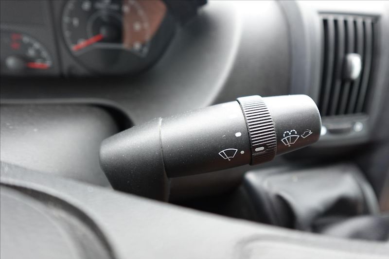 Citroën Jumper 2,2 HDI  VALNÍK 7 MÍST KLIMATI - fotka 25 z 34