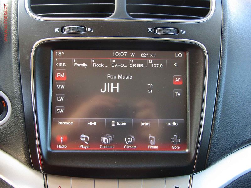 Fiat Freemont (2012) 2.0 JTD 4x4, 7míst, AC, TZ - fotka 17 z 22