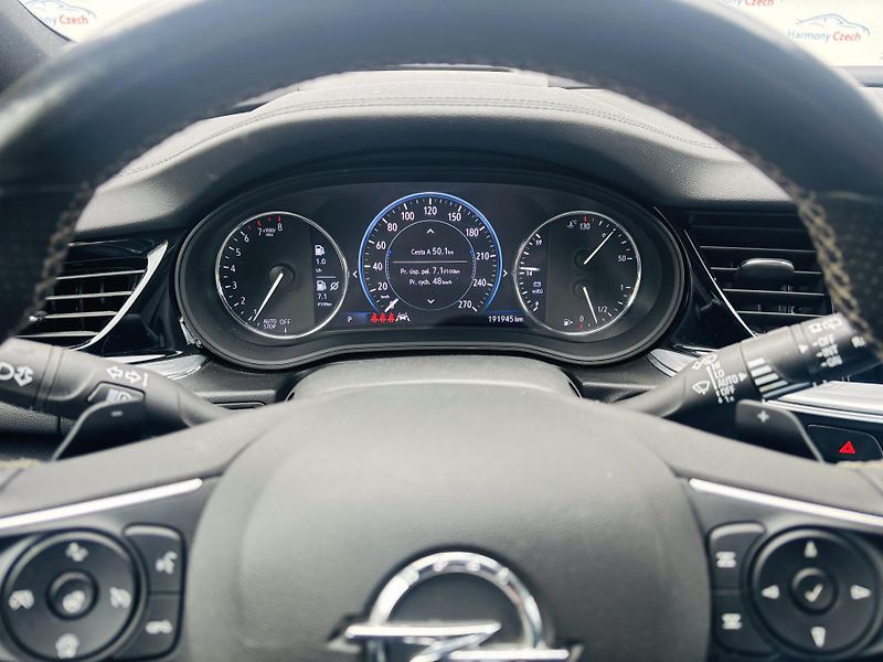 Opel Insignia (2021) 2.0GSI Sport 169kW, AWD, AT9 - fotka 16 z 16