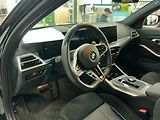 BMW Řada 3 330i xDrive Touring - náhled 9