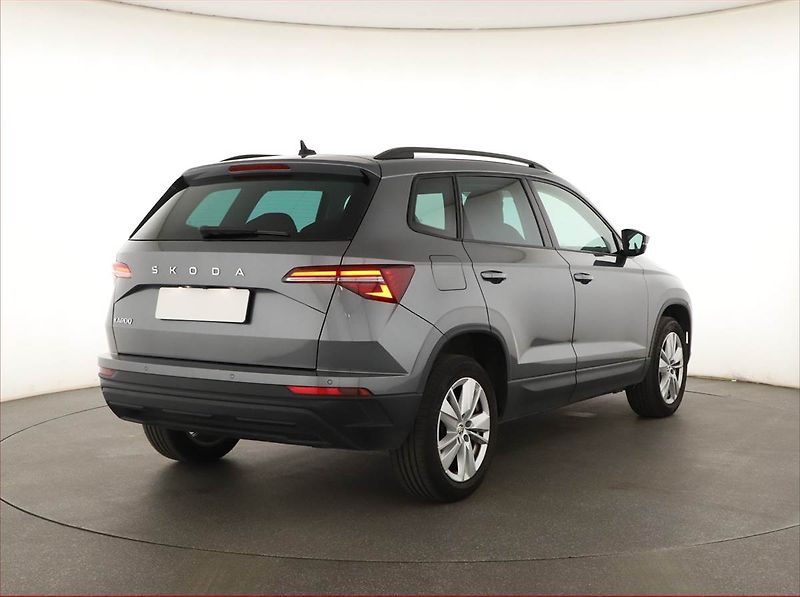 Škoda Karoq (2024) Style 1.5 TSI - fotka 5 z 17