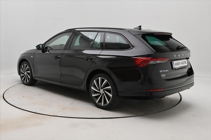 Škoda Octavia 2,0 TDI 110kW LED Matrix Navi - fotka 7 z 26