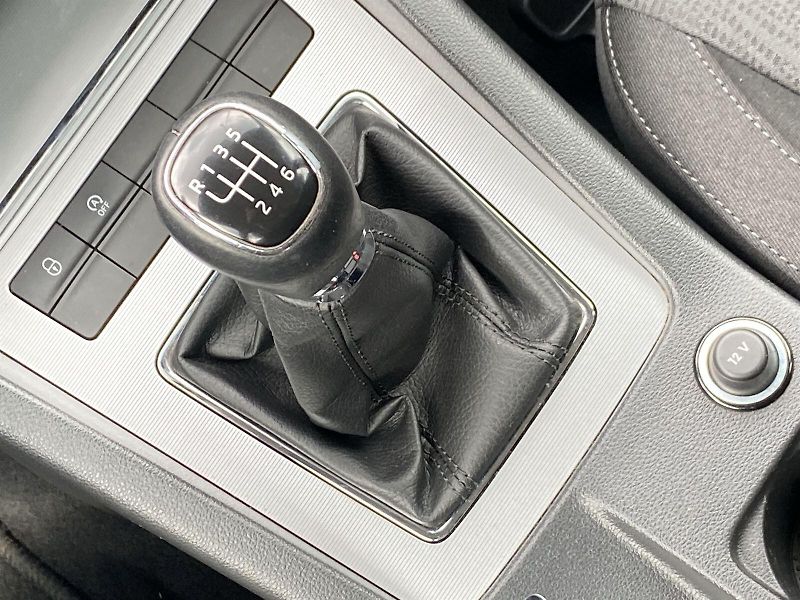 Škoda Octavia (2016) 2.0 TDI Elegance - fotka 16 z 31
