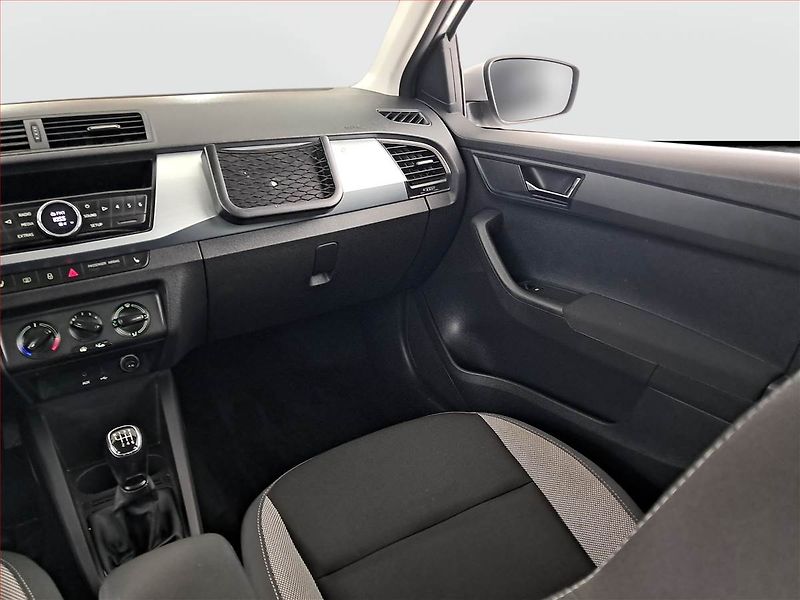 Škoda Fabia (2018) 1.0 TSI, Tempomat - fotka 8 z 18