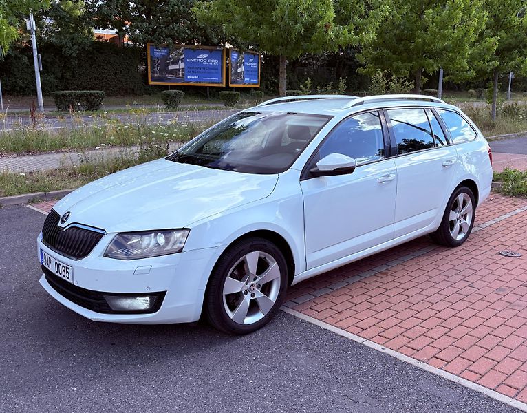 Škoda Octavia (2015) Škoda Octavia, 2.0TDI DSG - fotka 1 z 13