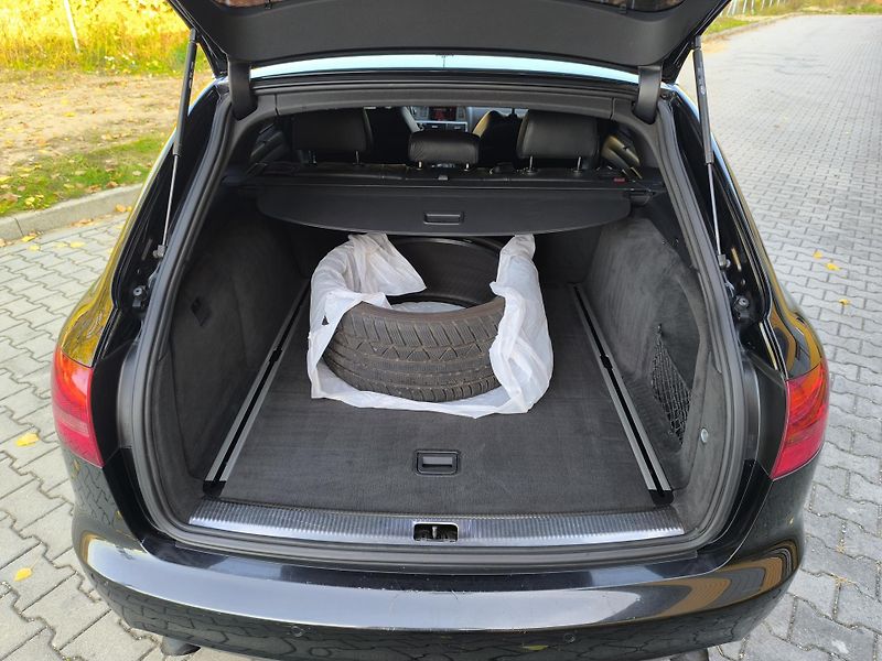 Audi A6 (2005) 3.0 TDi ZACHOVALÉ - fotka 11 z 28