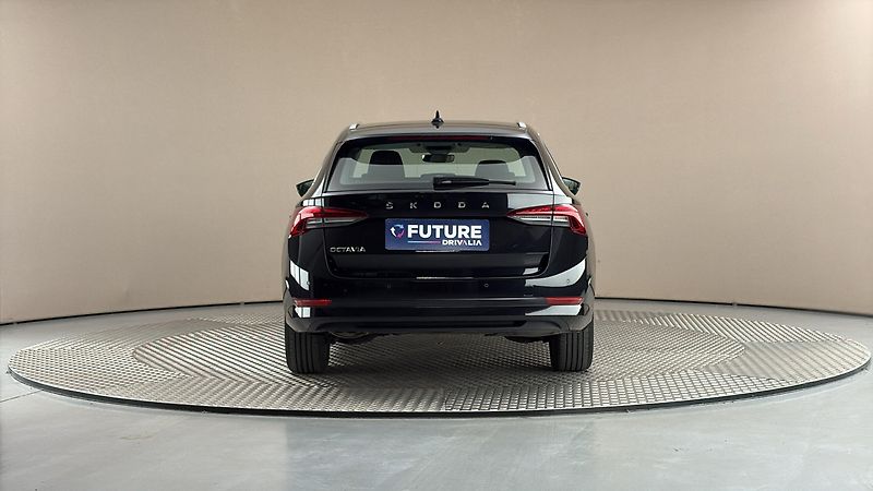 Škoda Octavia 2.0 TDI Style Combi - fotka 5 z 25