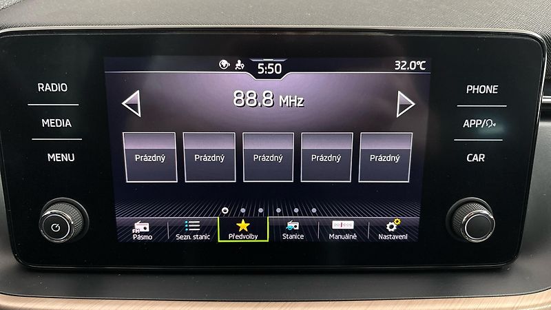 Škoda Scala 1.0 TSI DSG Style - fotka 11 z 25