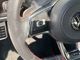 Volkswagen Golf (2018) 2.0 TSi, GTi, DSG, LED - náhled 13