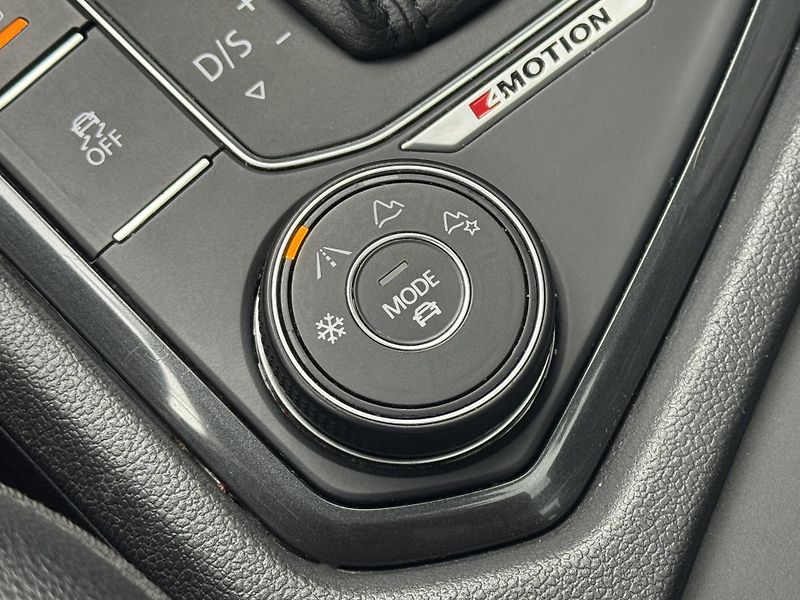 Volkswagen Tiguan (2016) 2.0TDi DSG 4M Highline Virtual - fotka 44 z 52