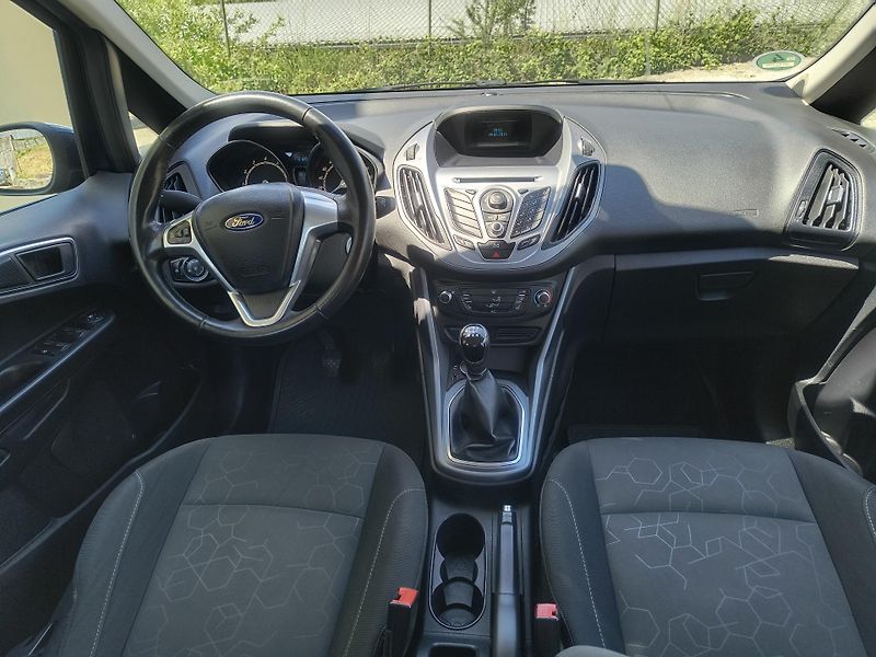 Ford B-MAX (2014) 1.4 66KW/VYHŘ.SED+SKLO/AC/ESP - fotka 31 z 54