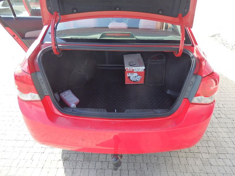Chevrolet Cruze 1.6i ESP, 6x AIRBAG - fotka 8 z 14