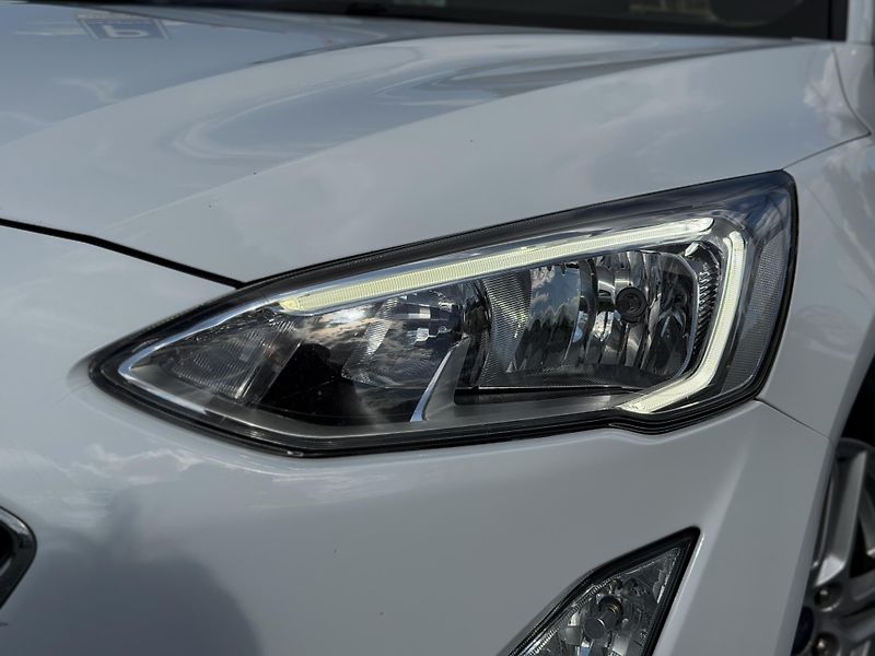 Ford Focus (2019) 1.0 ecoboost 92 kw/DPH - fotka 8 z 23