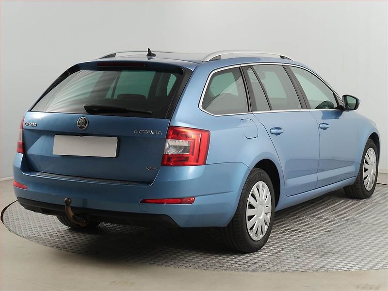 Škoda Octavia (2014) 2.0 TDI, 4X4, Navi, Xenony - fotka 5 z 20