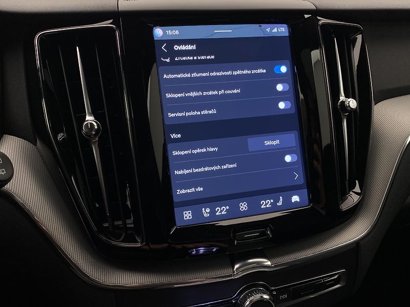 Volvo XC60 T6 AWD RECHARGE DARK PLUS AUT - fotka 54 z 63