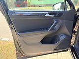 Volkswagen Tiguan 1.5TSI DSG MATRIX REZERVACE - náhled 12