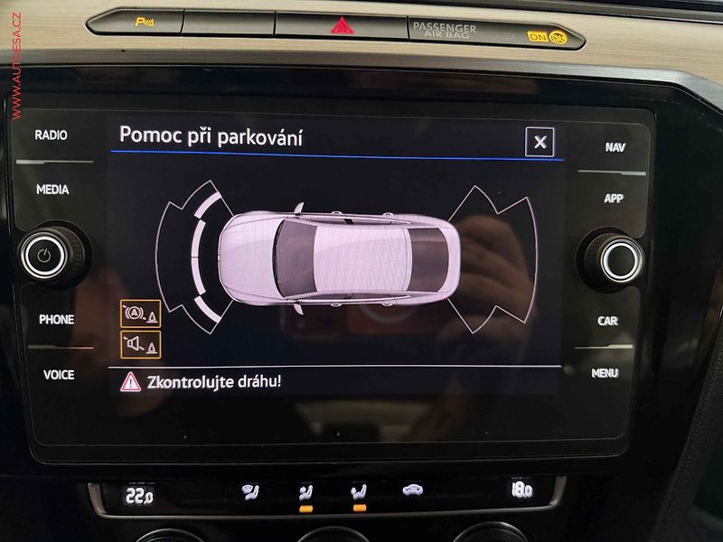 Volkswagen Arteon (2019) 2.0 TDI, ČR, DSG, LED, navi - fotka 13 z 16