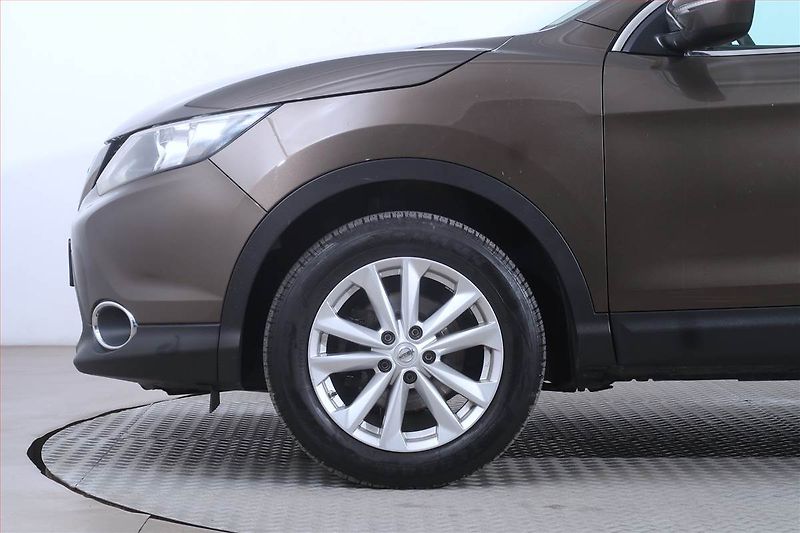 Nissan Qashqai (2014) N-Connecta 1.2 DIG-T - fotka 14 z 21