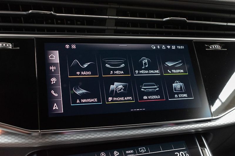 Audi Q7 50 TDI S-LINE*7.MÍST*AIR*DPH* - fotka 28 z 49