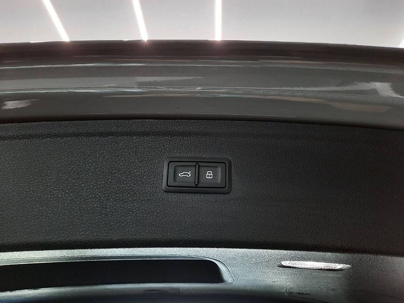 Audi Q5 (2021) 45 TFSI quattro (195kW/265k) S - fotka 22 z 26