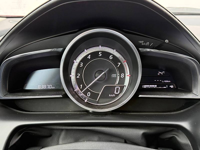 Mazda CX-3 (2016) 2.0 Skyactiv-G150 110 kW Revol - fotka 11 z 25