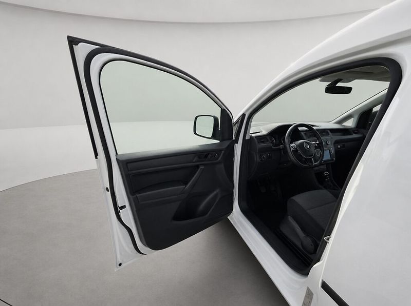 Volkswagen Caddy (2021) 1.4 TGi Basis CNG - fotka 9 z 19