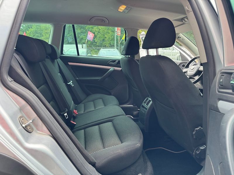 Škoda Octavia (2008) 2.0 TDi 4x4 Scout - fotka 13 z 25