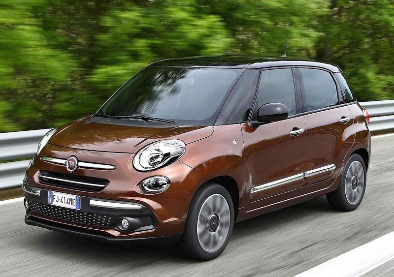 Renault má v této společnosti hned dva modely, stejně jako KIA či Subaru a Fiat