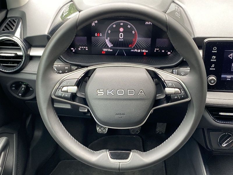 Škoda Fabia (2025) 1.0 TSI Selection - fotka 6 z 31