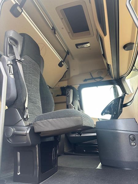 Mercedes-Benz Actros 1848 EURO 6 dvouokruhová hydr. - fotka 23 z 23