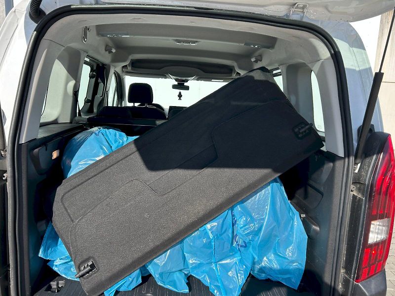 Peugeot Rifter (2022) 1,5 Blue HDI 75kW - fotka 13 z 22