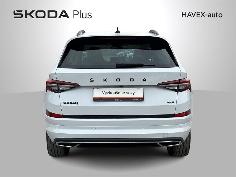 Škoda Kodiaq (2023) 2.0 TSI 4x4 DSG Sportline - fotka 33 z 36